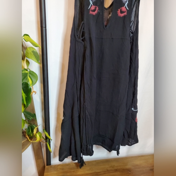 FREE People adelaide festival slip Embroidered Mini Dress. Womens small. EUC - Picture 10 of 15